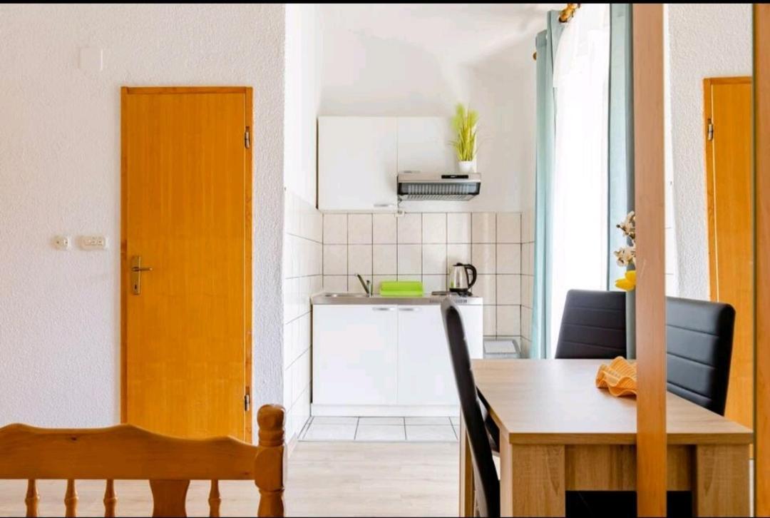 Apartmani Racic Сплит Екстериор снимка